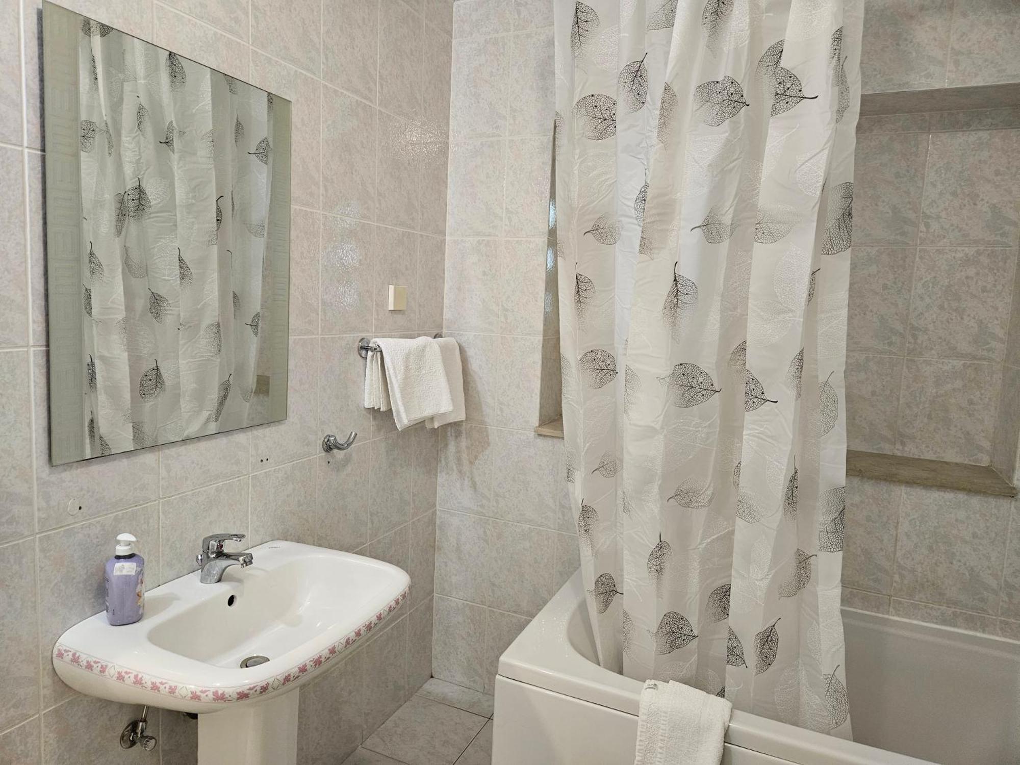 Apartment Doris Сен Екстериор снимка